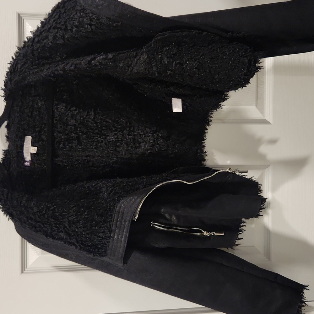 Jennifer Lopez Black Textured Faux Suede Luxurious Jacket - Picture 9 of 9